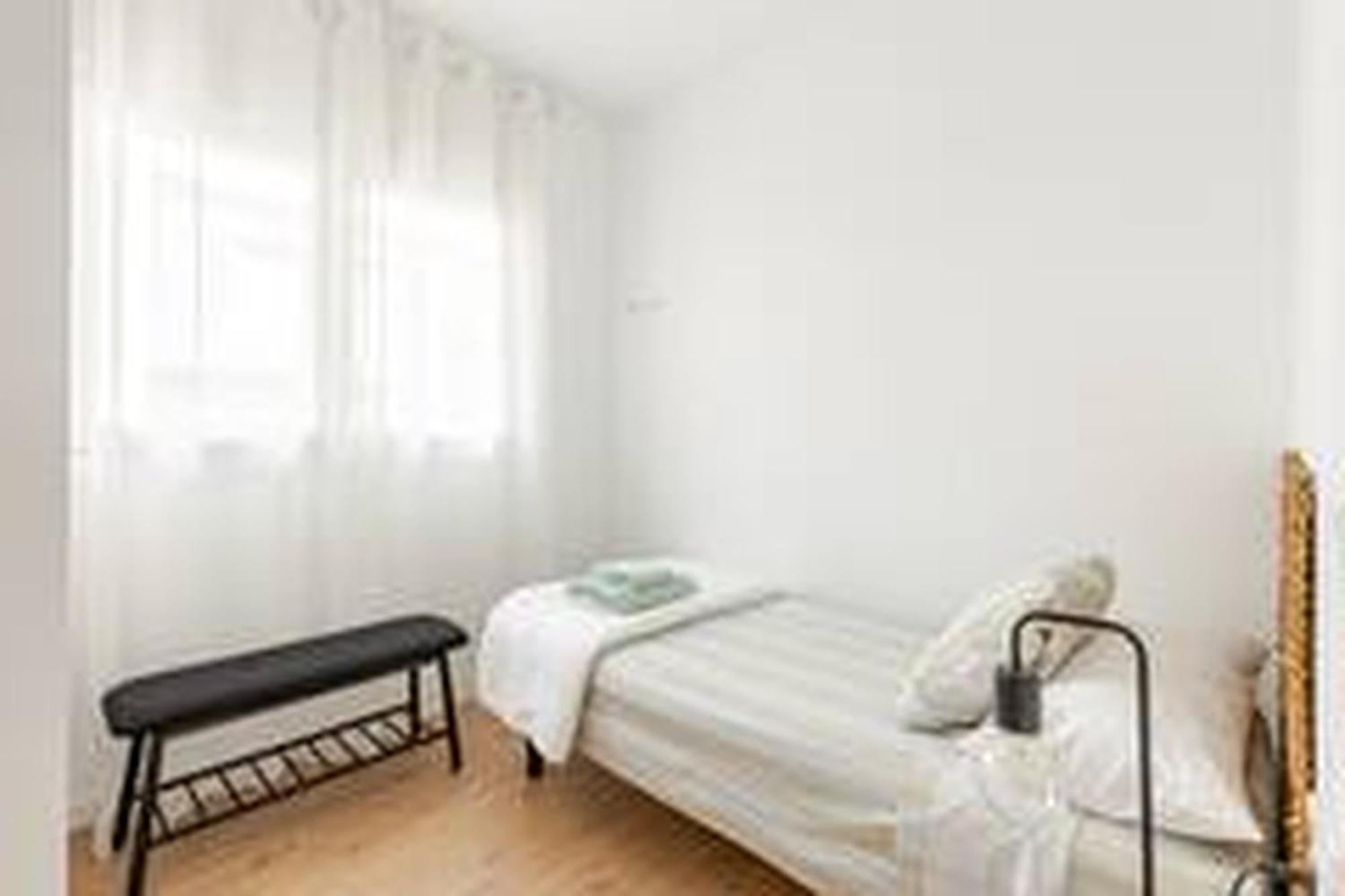 Apartamentos Nuevo Con Aire Y Wifi アギラス エクステリア 写真